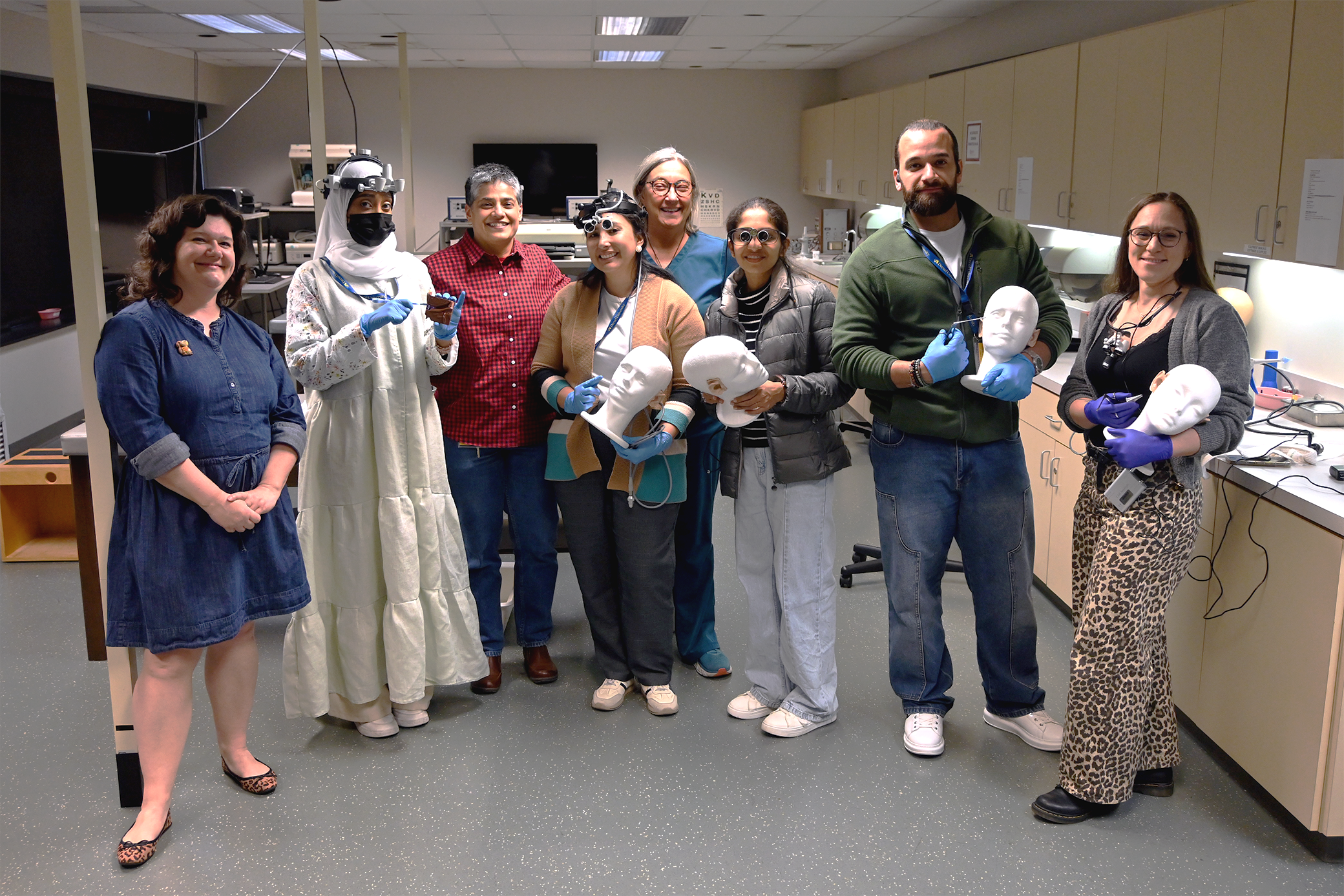 AUD bridge program class photo pic1