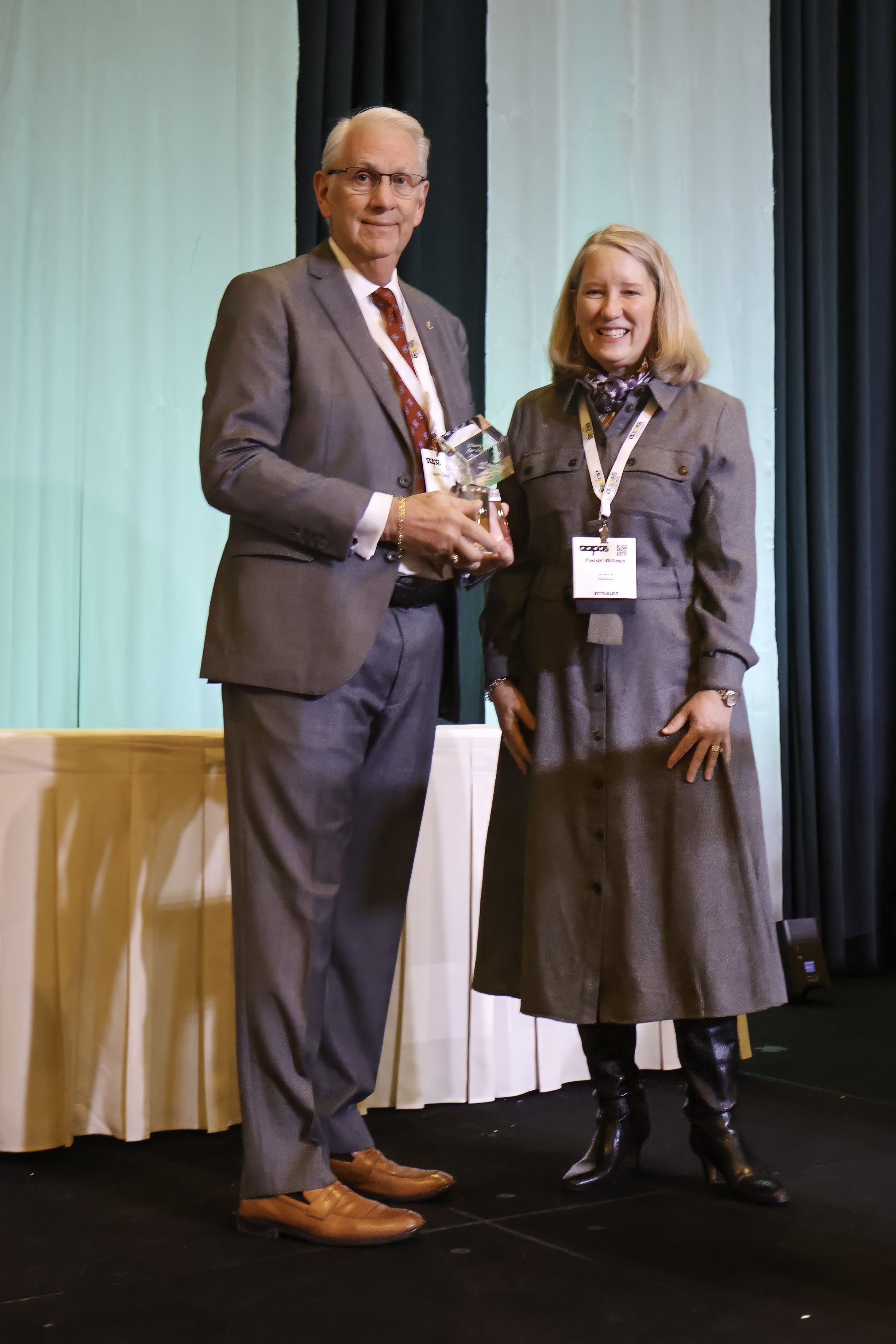 Dr. Cordes accepts Lions award pic