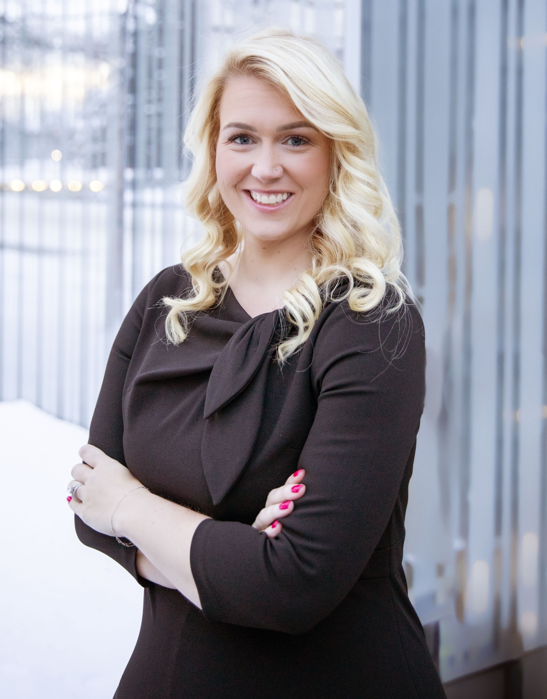 Emily McMahan headshot1