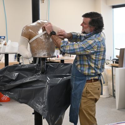 O&P Duncan lab thumbpic1