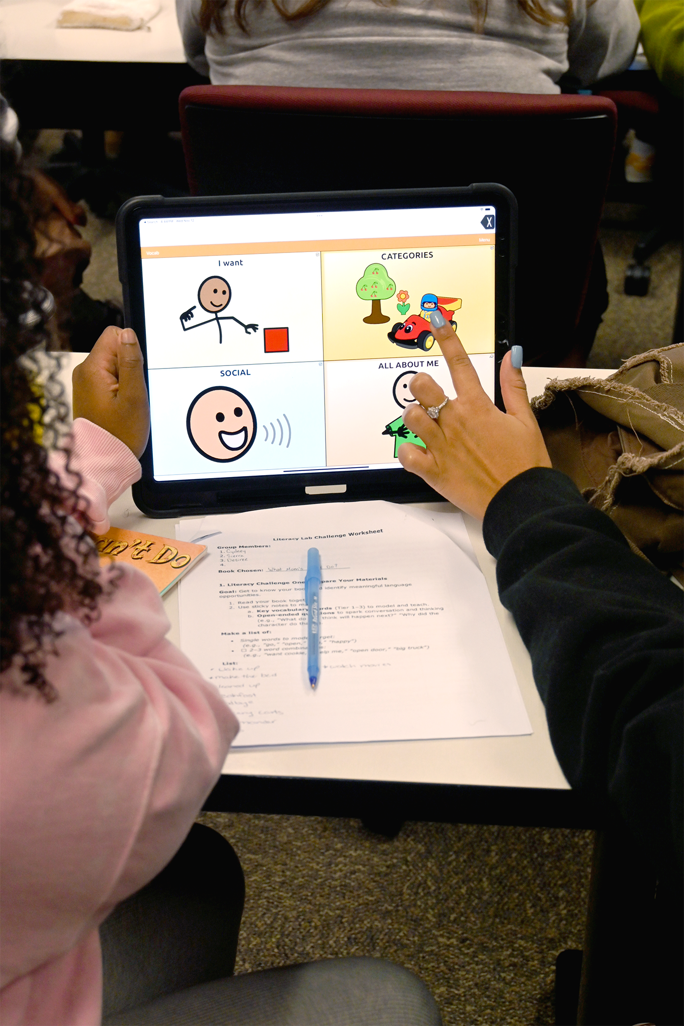 AAC devices being used in SLP class pic3