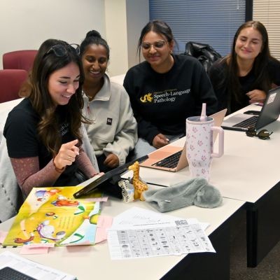 SLP students collaborating in class thumbpic1