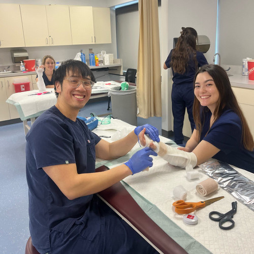 PA students in casting lab
