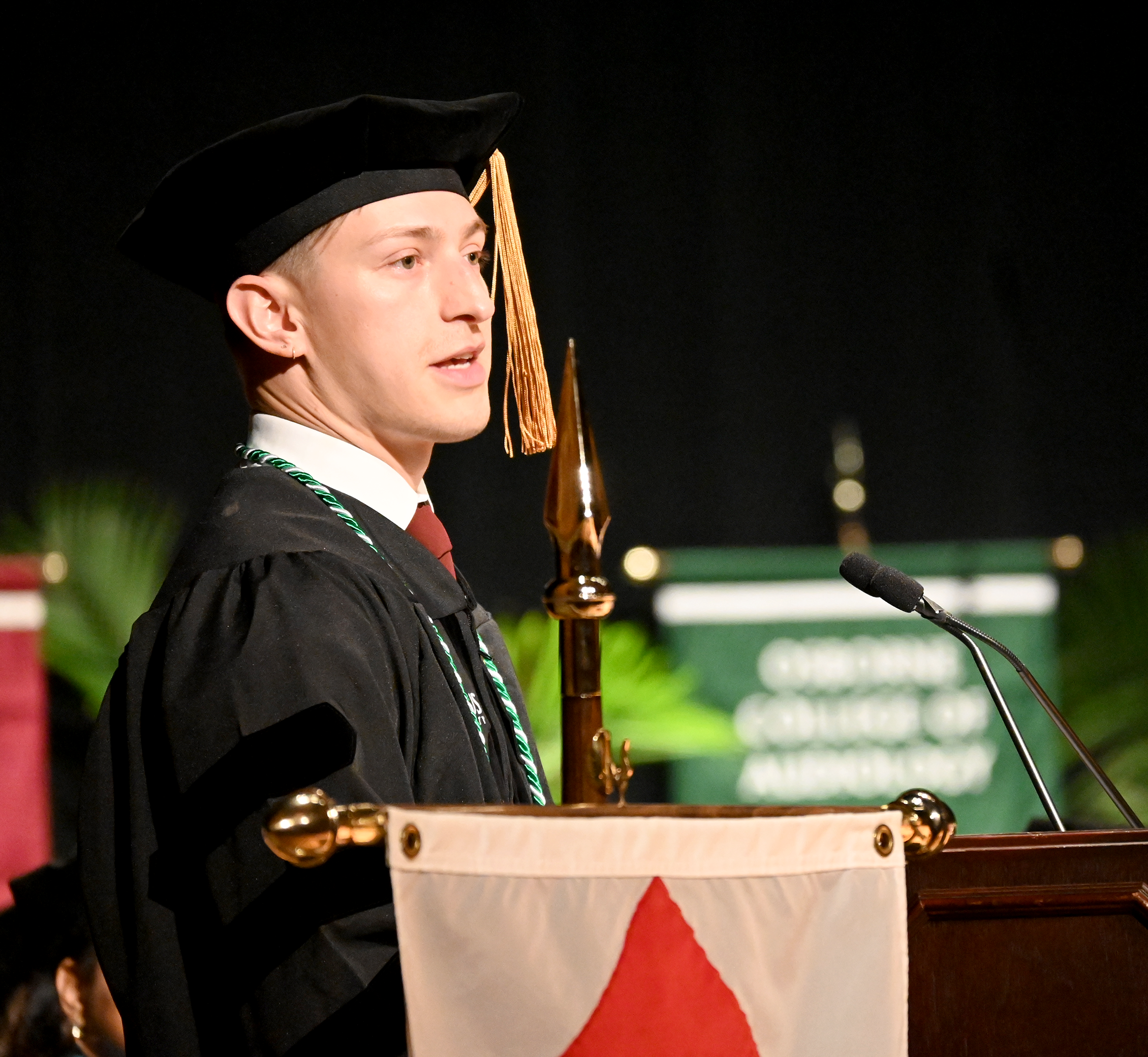Eddie Diaz Serrano at the podium