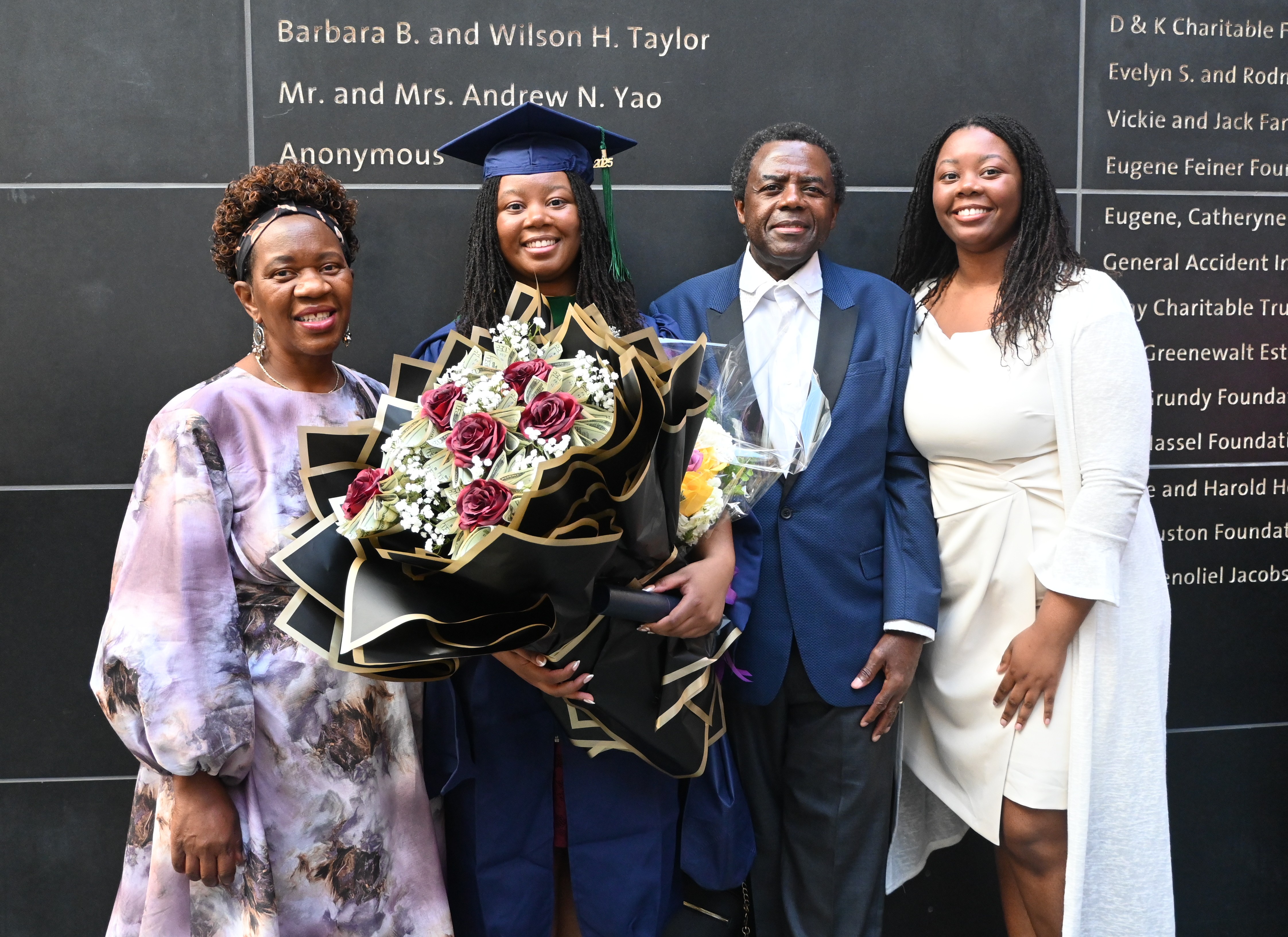 Twins and their family pic4