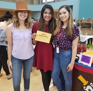 Students at Salus Scoop