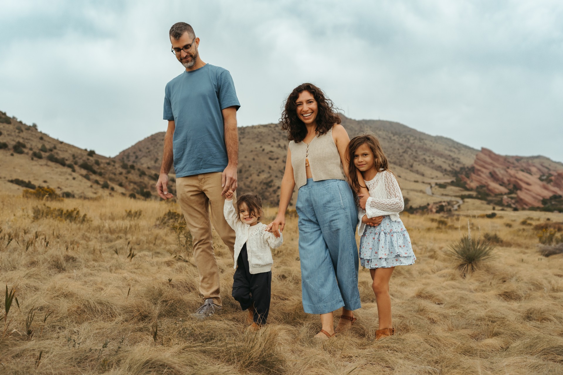 Jennifer Dunne and her family out for a walk pic