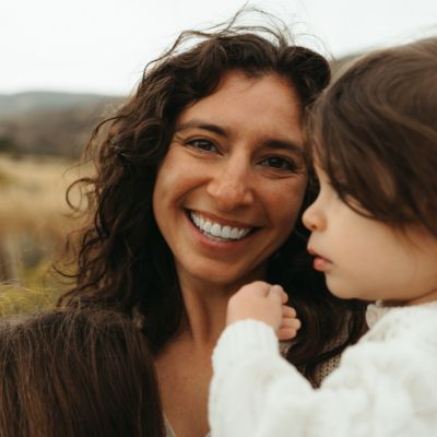 Jennifer Dunne thumbpic1