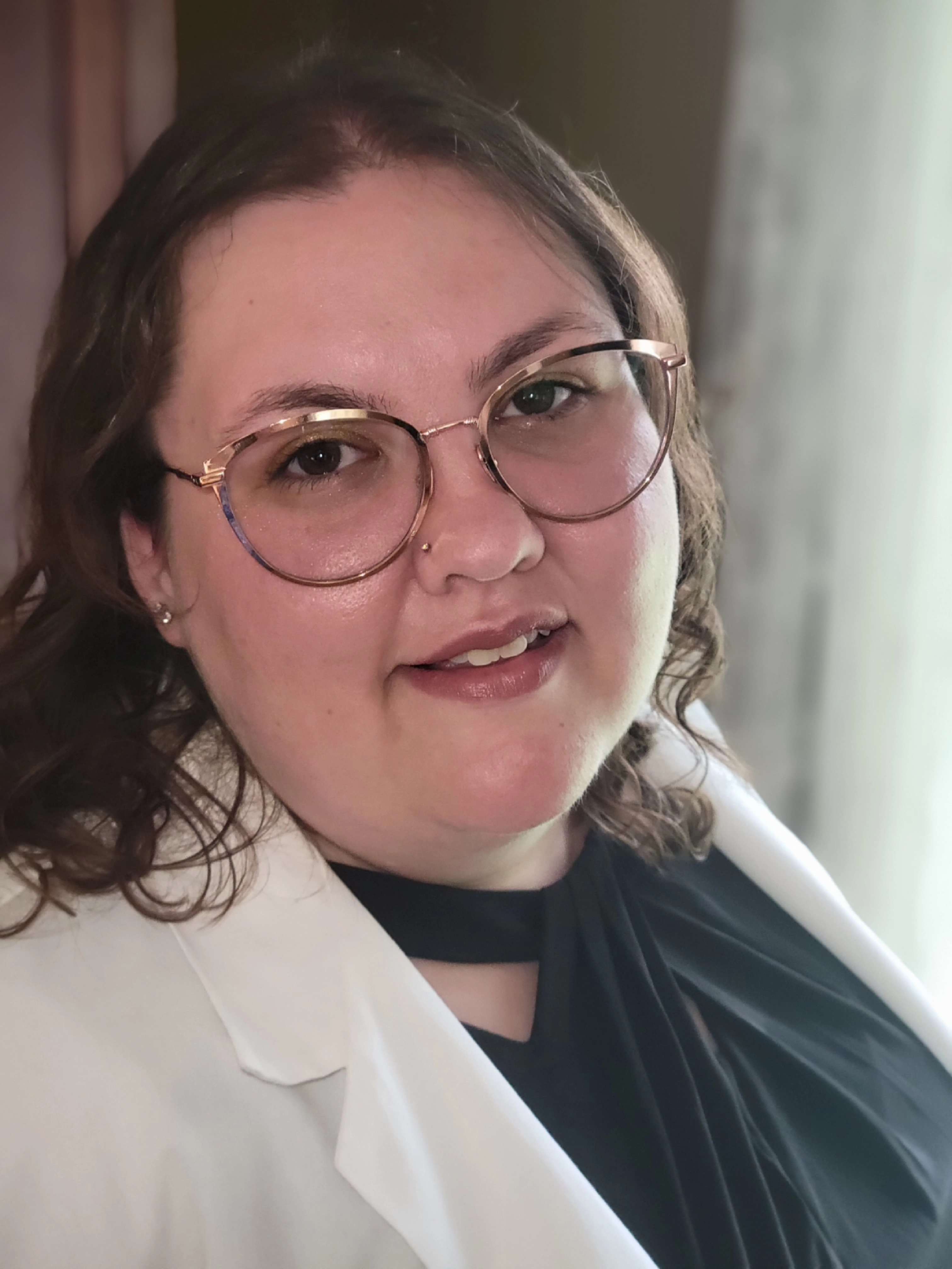 Headshot of Dr. Kaitlyn Kolzow
