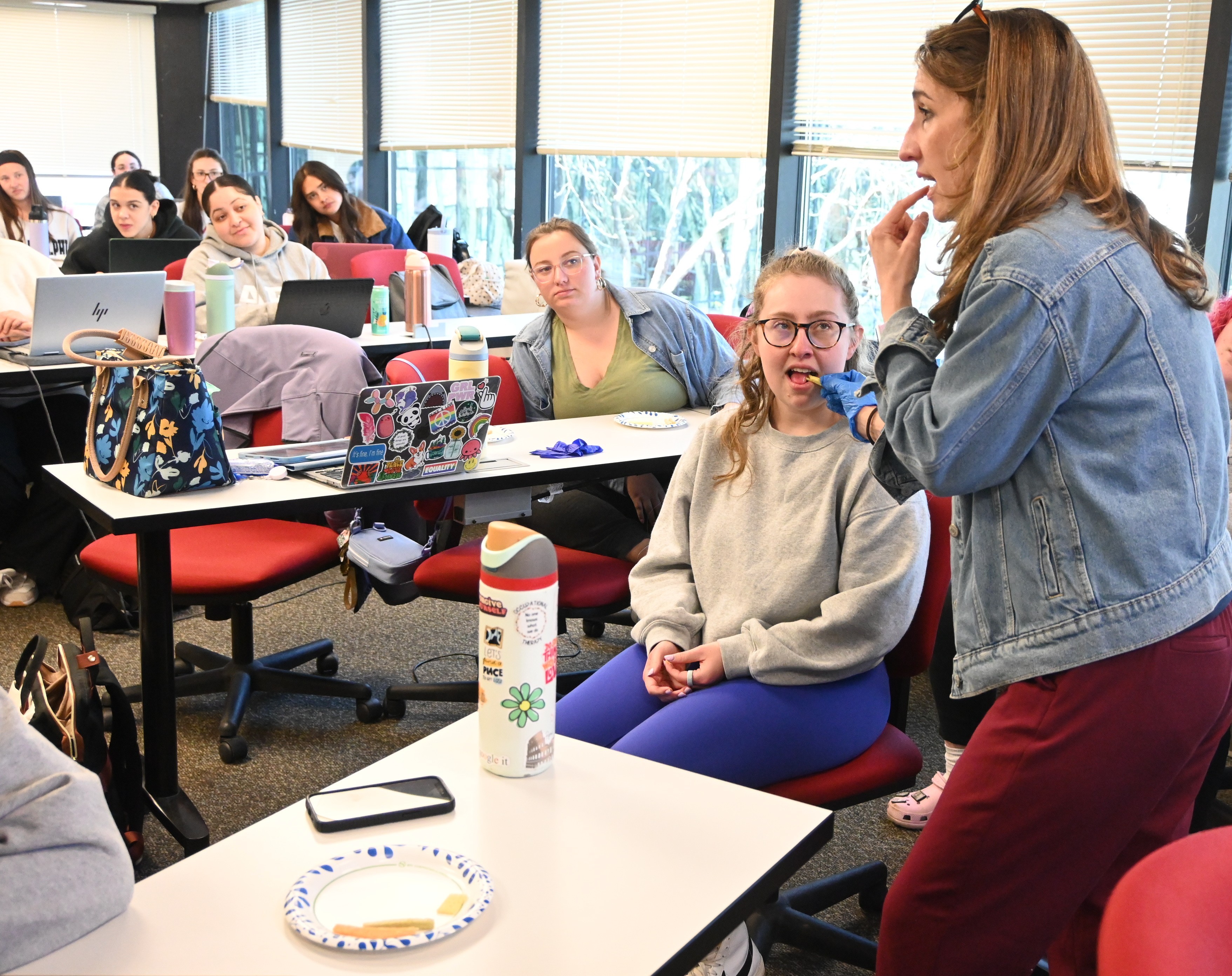 Instructor Jennifer Snyder with OT students in classpic1