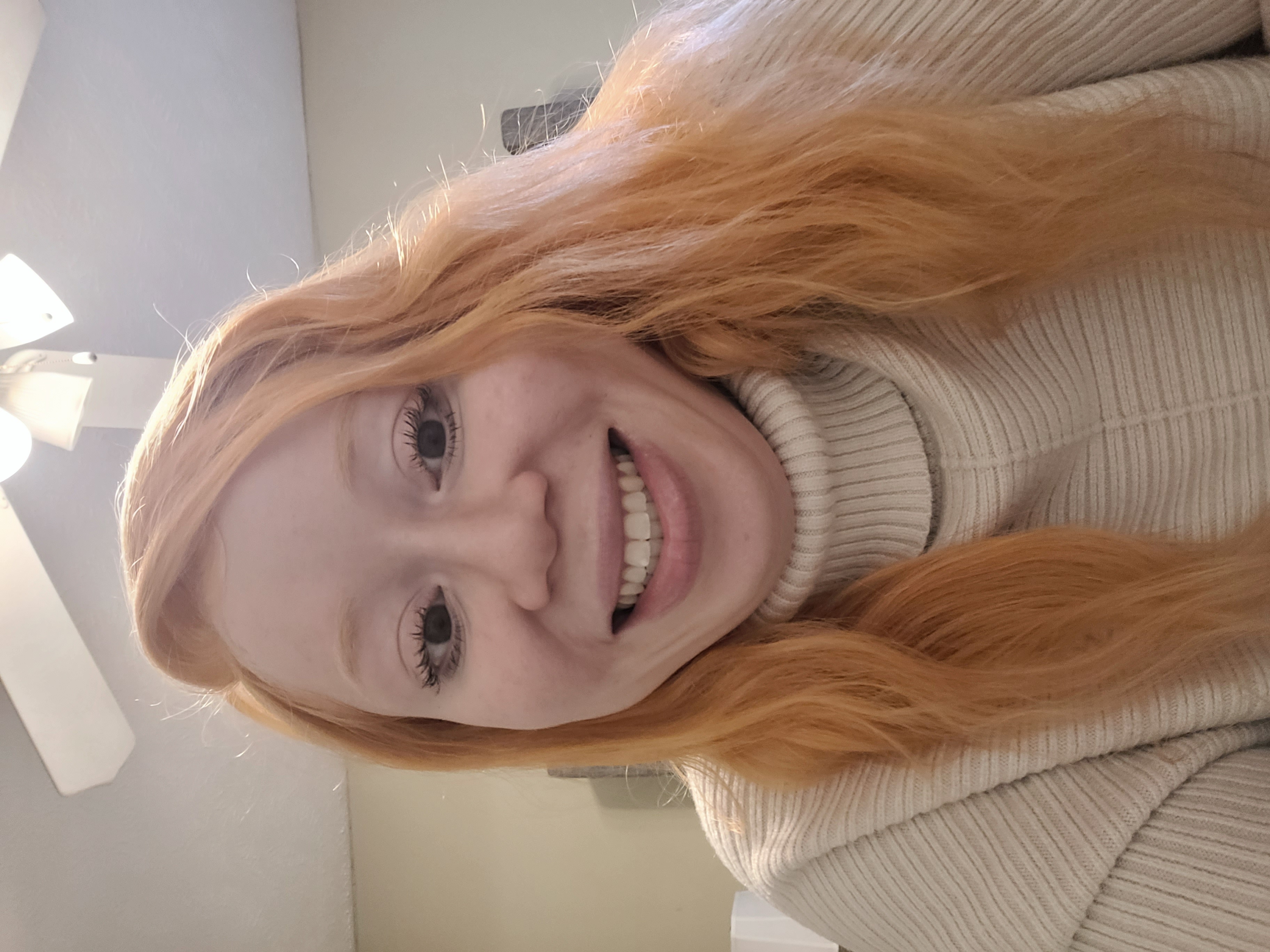 Kymberly Hilton selfie