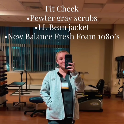 Shannon taking a selfie in the mirror